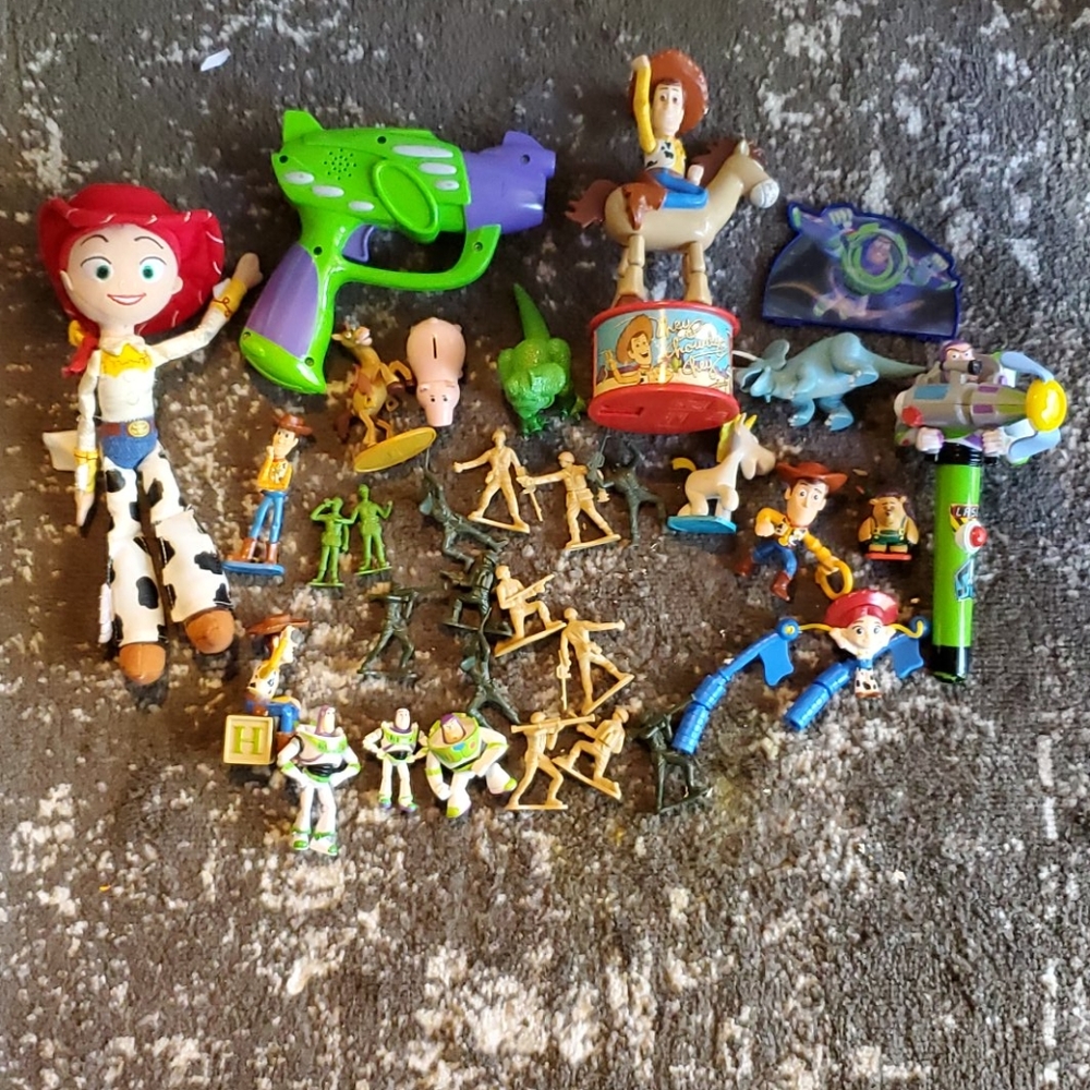 Used/as-is Toy Story lot